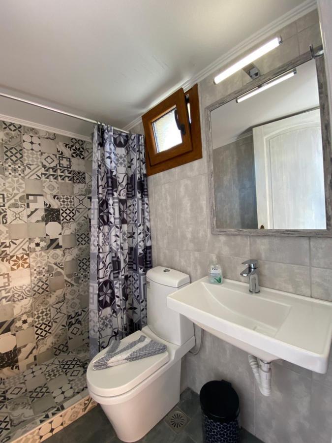 Roxani Studios-Apartments Petra  Ngoại thất bức ảnh