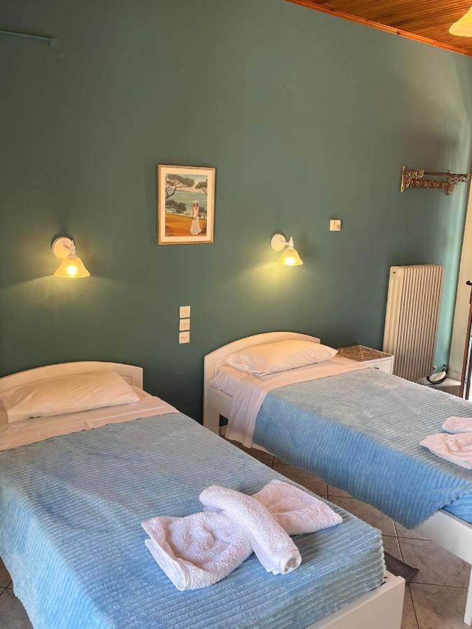Roxani Studios-Apartments Petra  Ngoại thất bức ảnh
