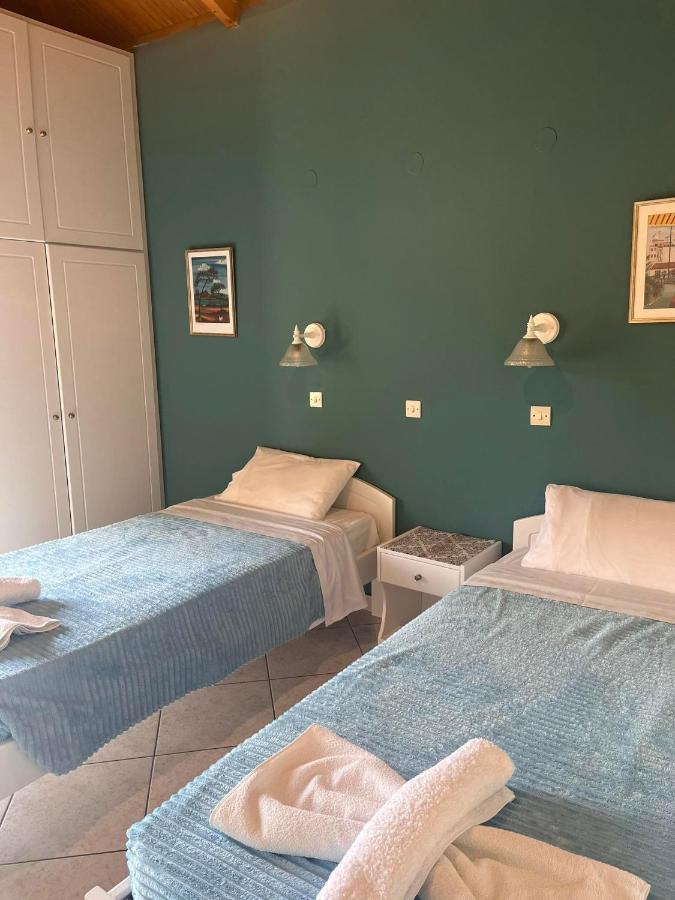 Roxani Studios-Apartments Petra  Ngoại thất bức ảnh
