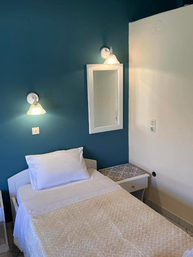 Roxani Studios-Apartments Petra  Ngoại thất bức ảnh