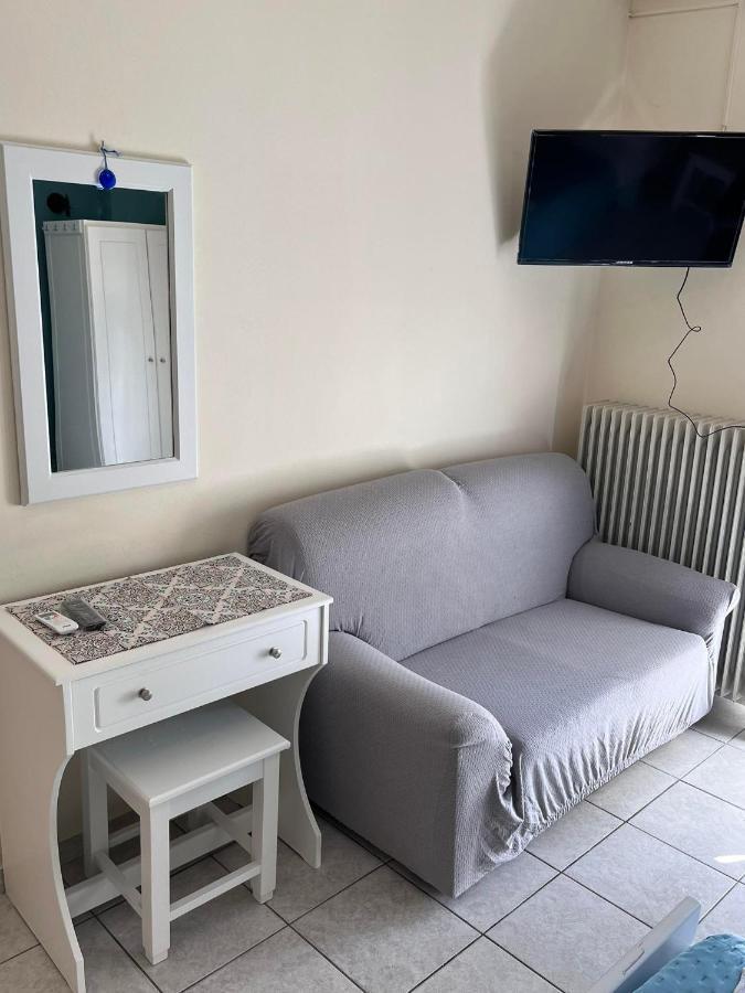 Roxani Studios-Apartments Petra  Ngoại thất bức ảnh